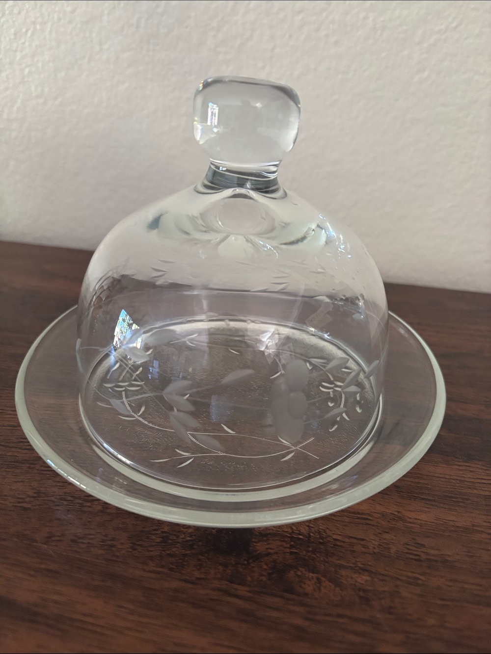 LAST CHANCE Etched Glass Sugar & Creamer Set, Covered Butter Dish & Sauce Bowl - Picture 4 of 9